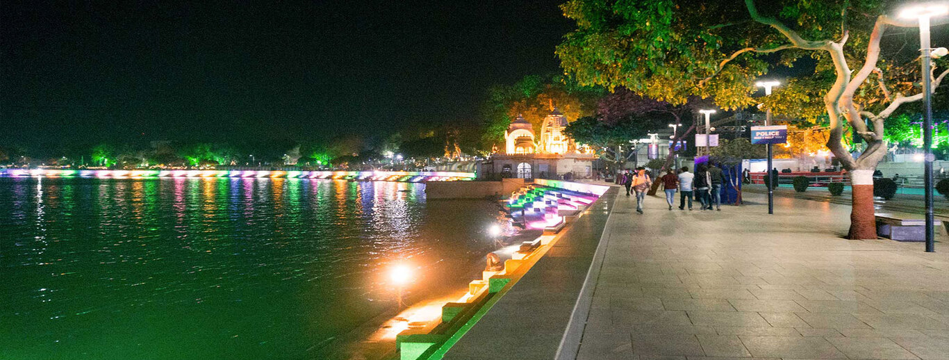 Ahmedabad shopping festival-Live Laser show AT Kankaria